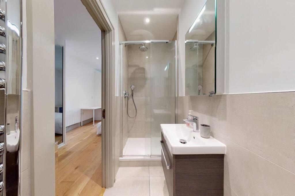 London Stadium Apartment Экстерьер фото